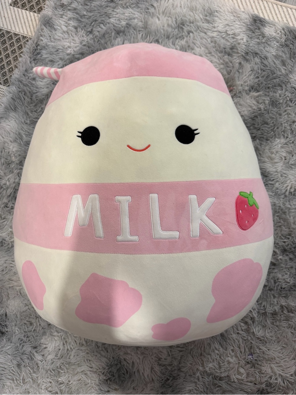 Rare Strawberry Milk Amelia Squishmallow